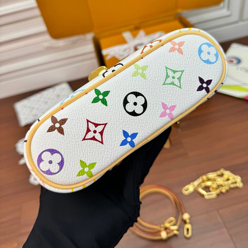 LV TM Vanity Chain Pouch M13662 Bag