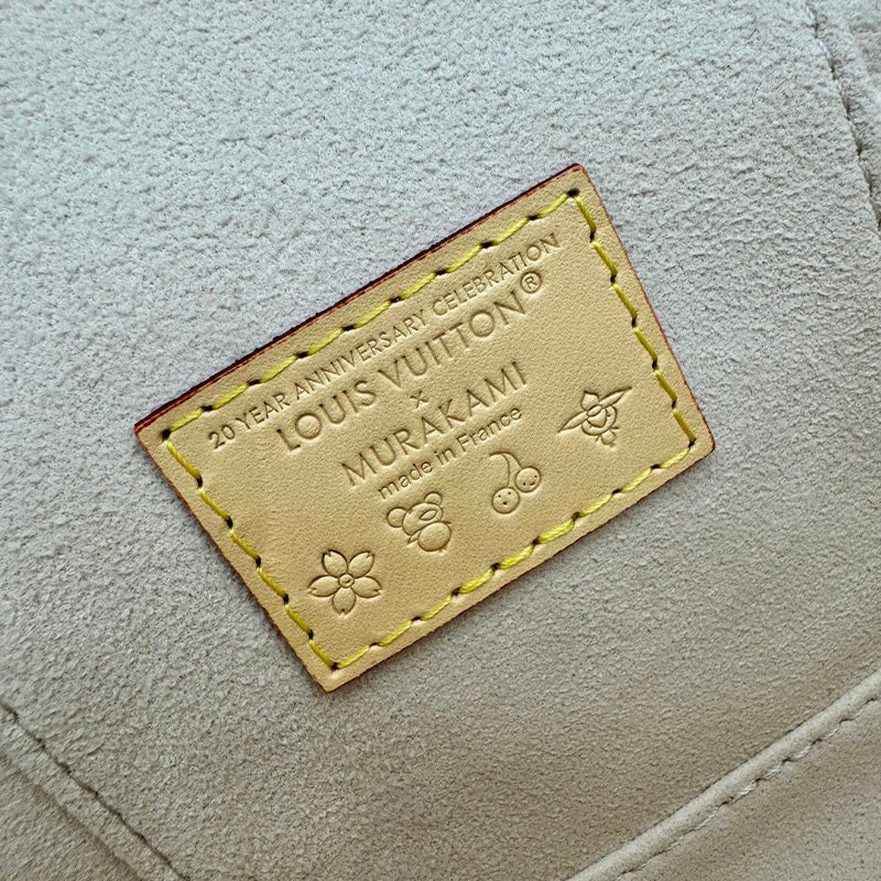 LV TM Vanity Chain Pouch M13662 Bag