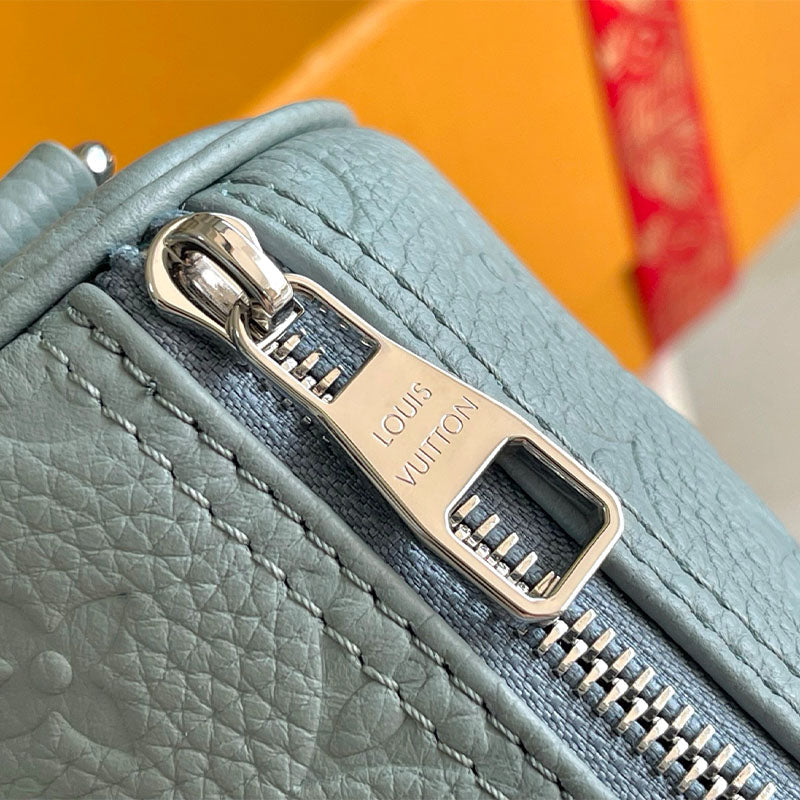 LV Keepall Bandoulière 25 Taurillon Monogram M13866