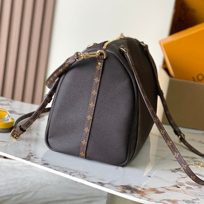 LV Express MM H27 Shoulder Bag M26397