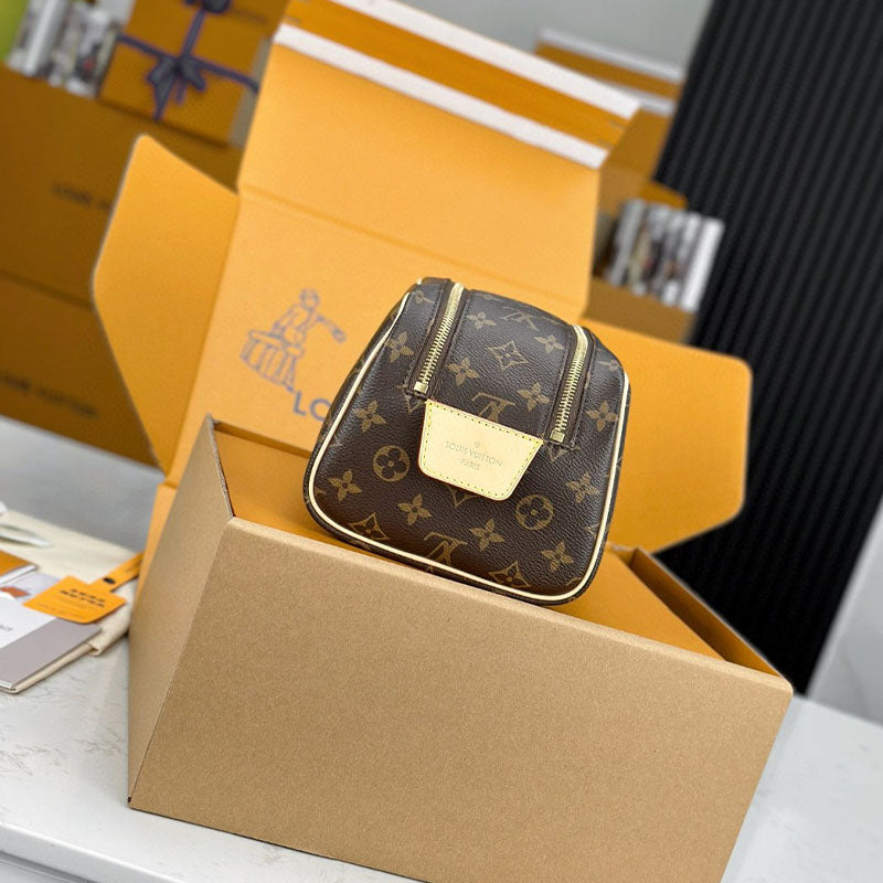 LV Dopp Kit Toilet Pouch M44494