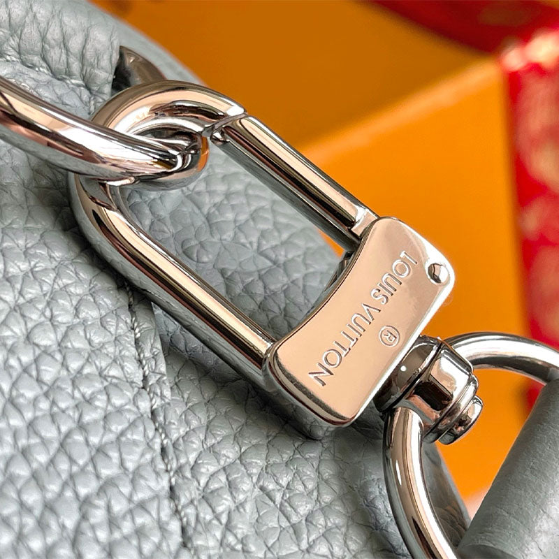 LV Keepall Bandoulière 25 Taurillon Monogram M13866