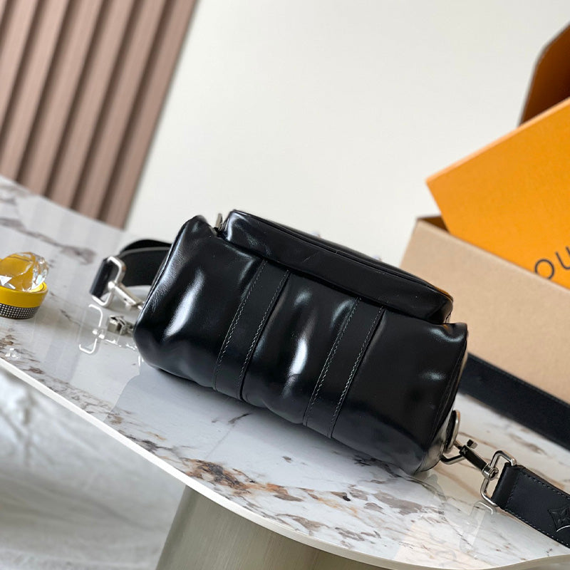 LV Keepall Cargo Bandoulière 25 M13988